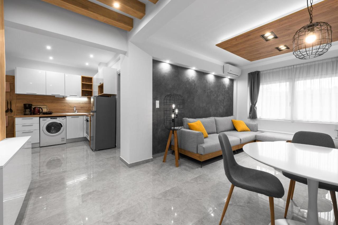 Wood N White, Nilie Hospitality Mgmt Apartment Thessaloníki Ngoại thất bức ảnh