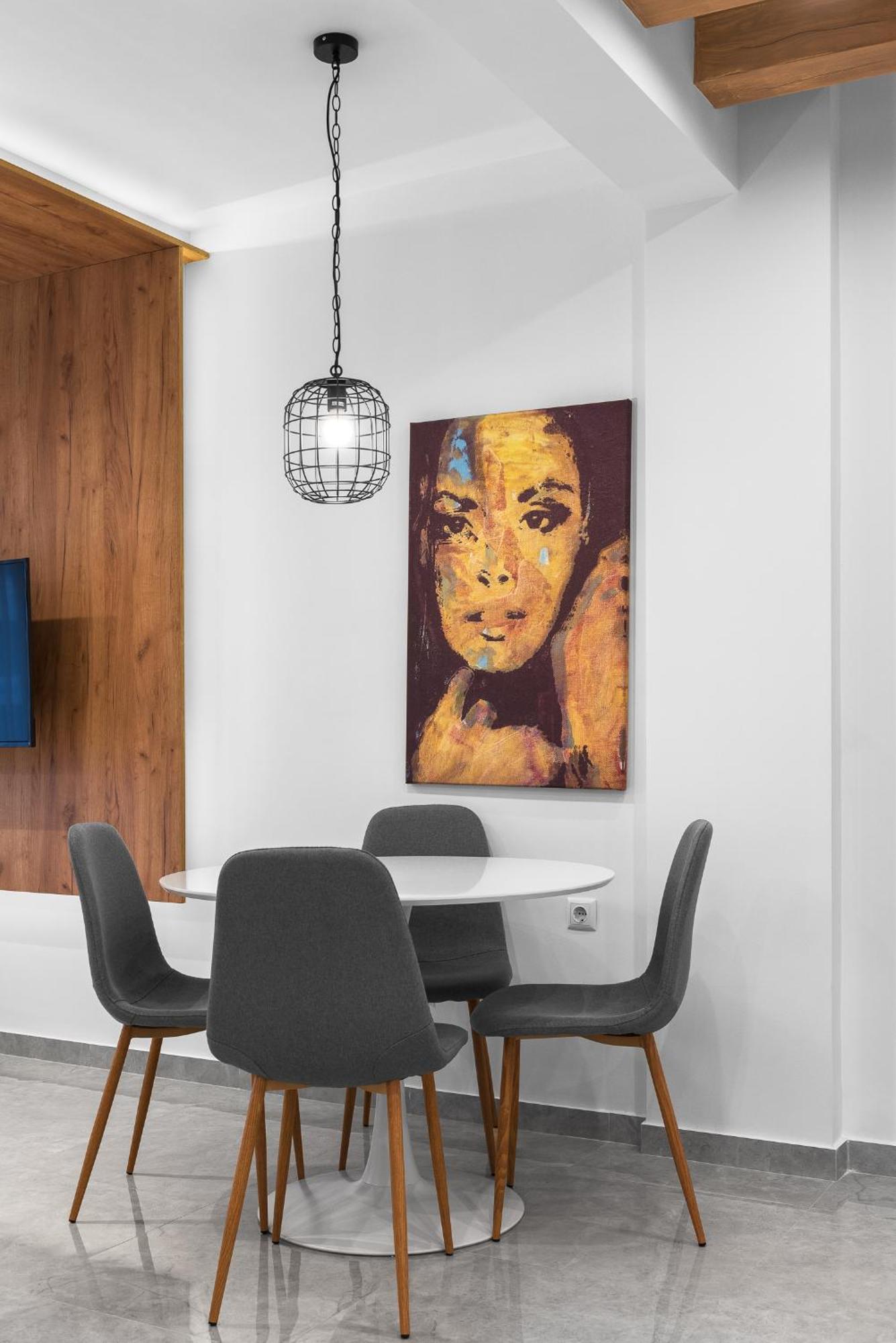 Wood N White, Nilie Hospitality Mgmt Apartment Thessaloníki Ngoại thất bức ảnh
