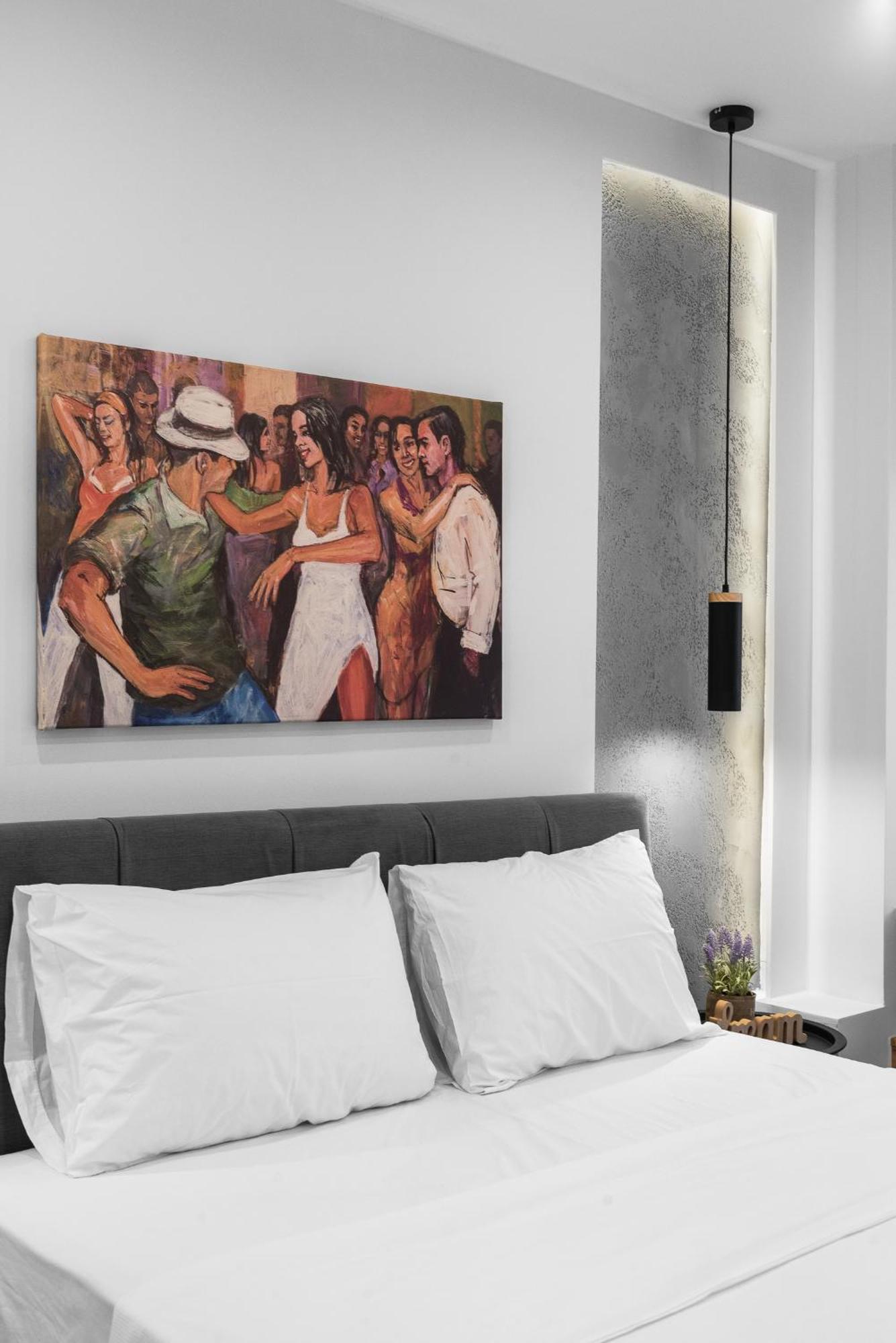 Wood N White, Nilie Hospitality Mgmt Apartment Thessaloníki Ngoại thất bức ảnh