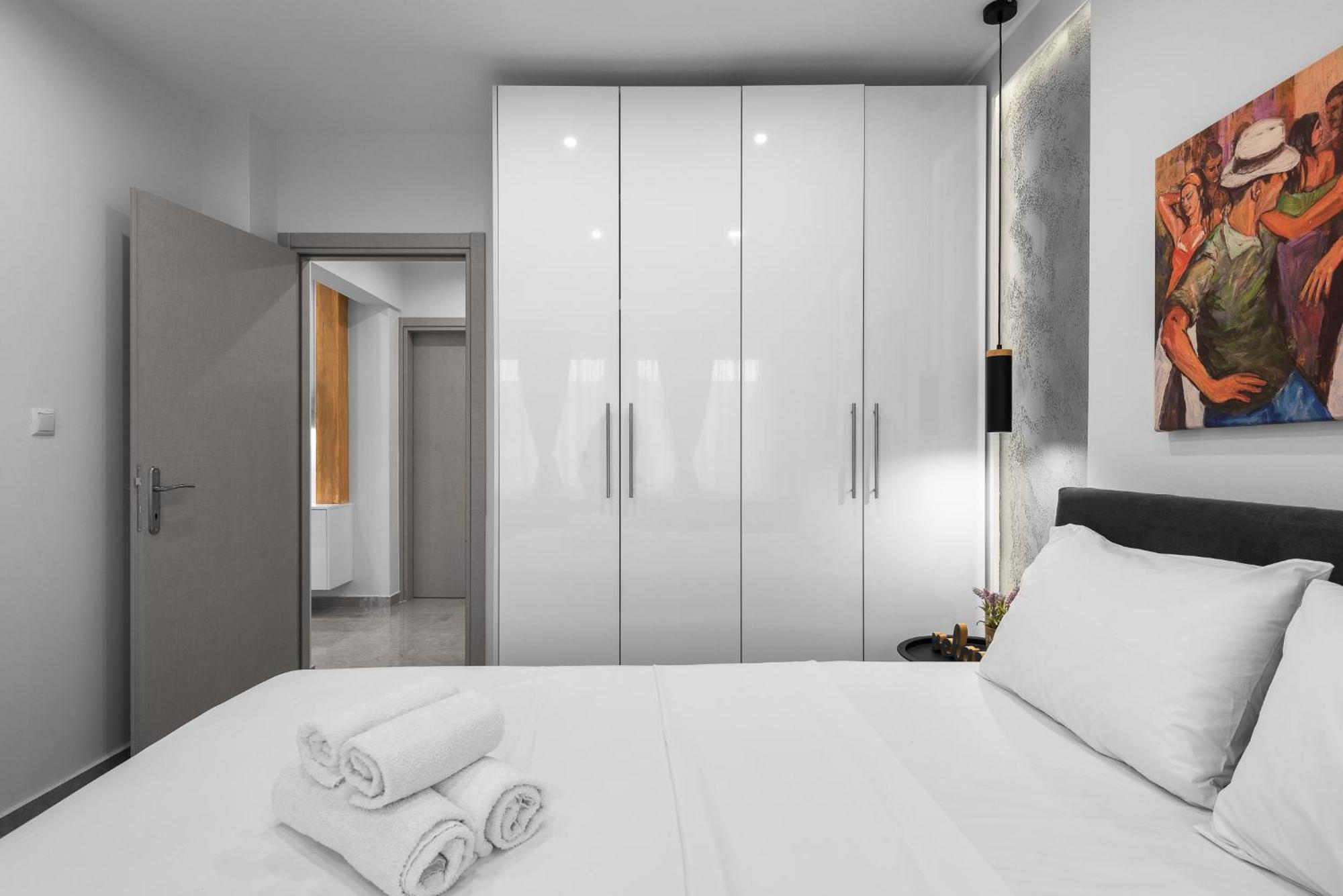 Wood N White, Nilie Hospitality Mgmt Apartment Thessaloníki Ngoại thất bức ảnh